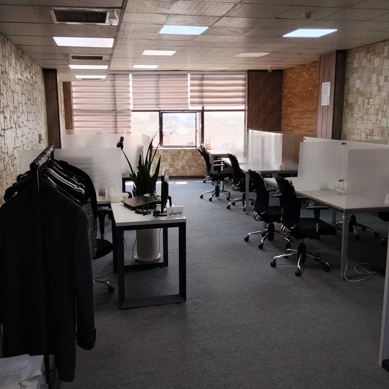 سالن مطالعه در شهر اندیشه و پانسیون مطالعاتی در اندیشه شهریار با رزرو آنلاین ساعتی تا بلندمدت. همه‌روزه حتی جمعه‌ها از ۹ صبح تا ۹ شب در مجتمع نگارستان اندیشه.